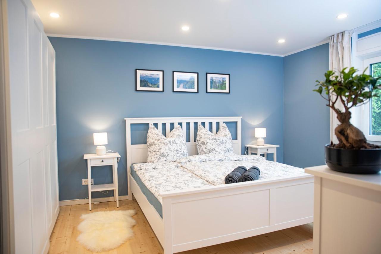 Moderne Wohnung Im Gruenen Mit Privatem Garten โดเนาเอชิงเงน ภายนอก รูปภาพ